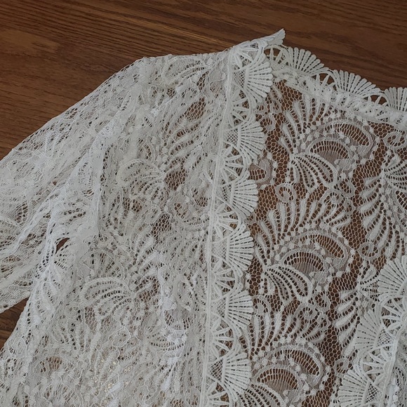 🔥Sale🔥White lace swim coverup - Picture 5 of 10